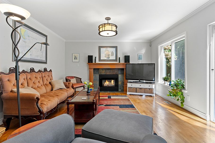 3373 Huntleigh Court North Vancouver, BC - 13