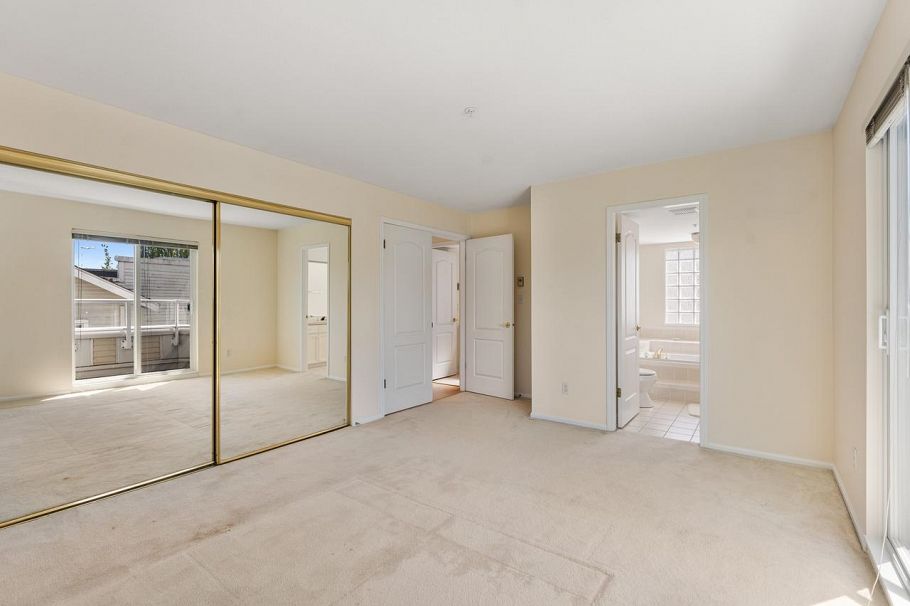 401 7620 Columbia Street Vancouver, BC - 16