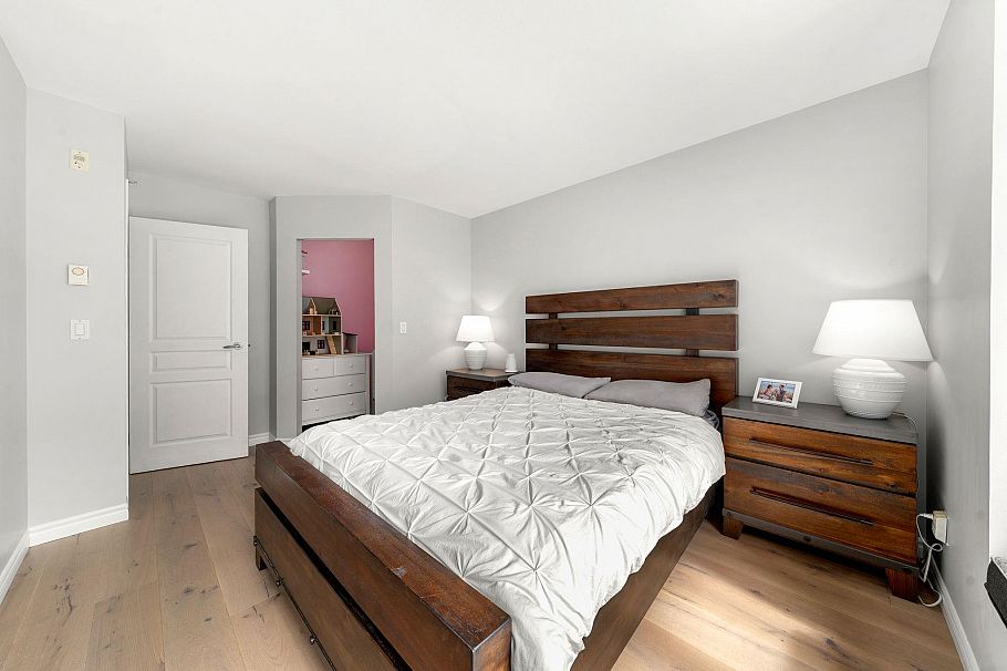6 1073 Lynn Valley Road North Vancouver, BC - 18