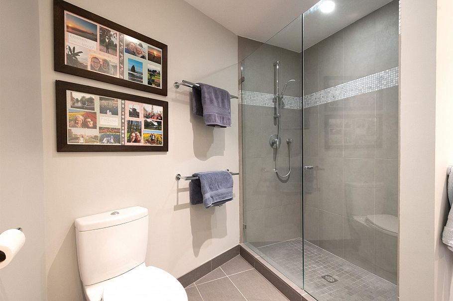 2643 Panorama Drive North Vancouver, BC - 23