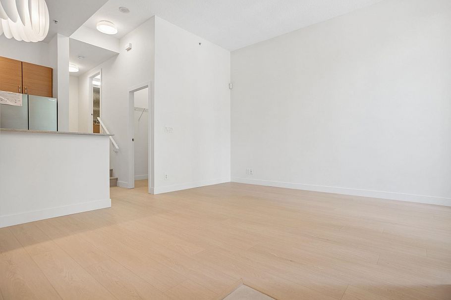 TH938 Homer Street Vancouver, BC - 4