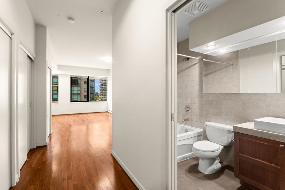1113 1333 Georgia Street Vancouver, BC - 5