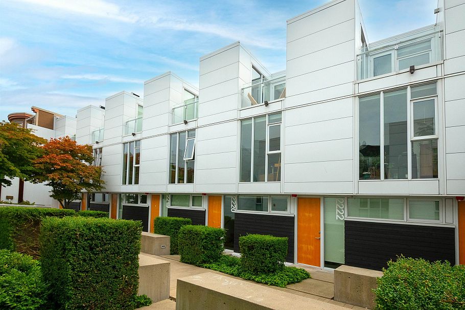 2220 Willow Street Vancouver, BC - 2