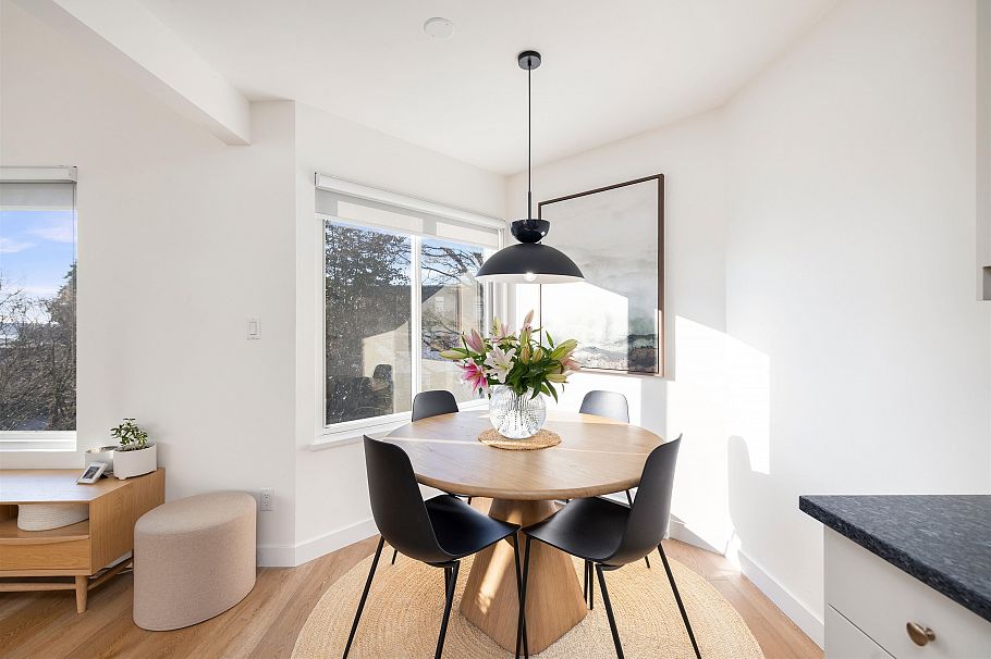 416 St. Georges Avenue North Vancouver, BC - 10