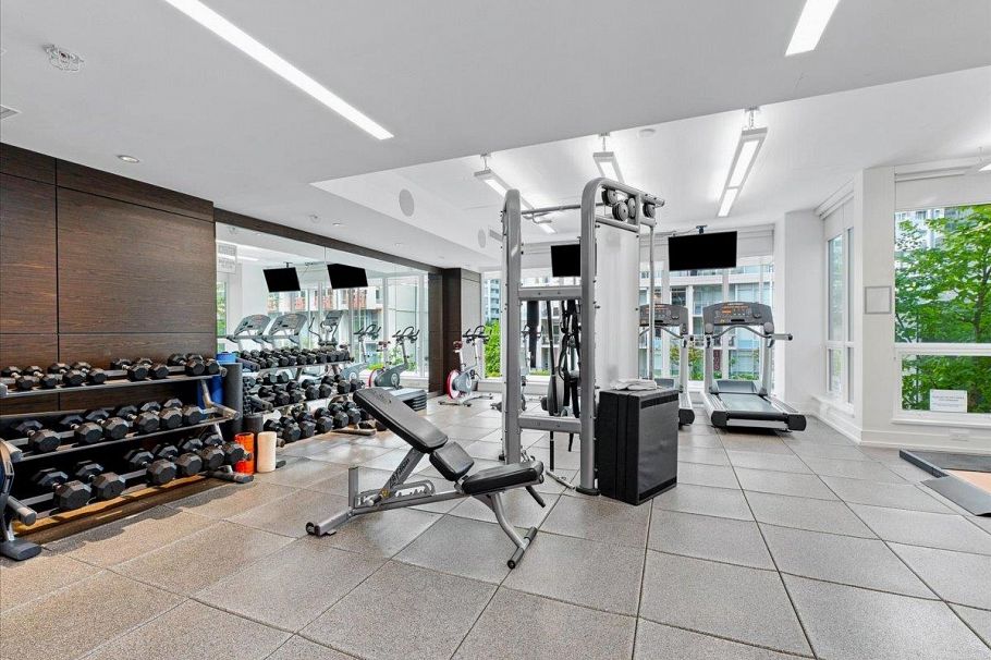 210 108 E 1st Avenue Vancouver, BC - 21