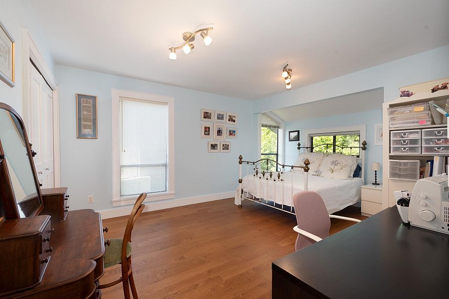 2643 Panorama Drive North Vancouver, BC - 19