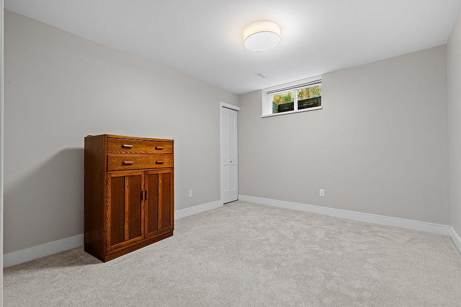 3373 Huntleigh Court North Vancouver, BC - 36