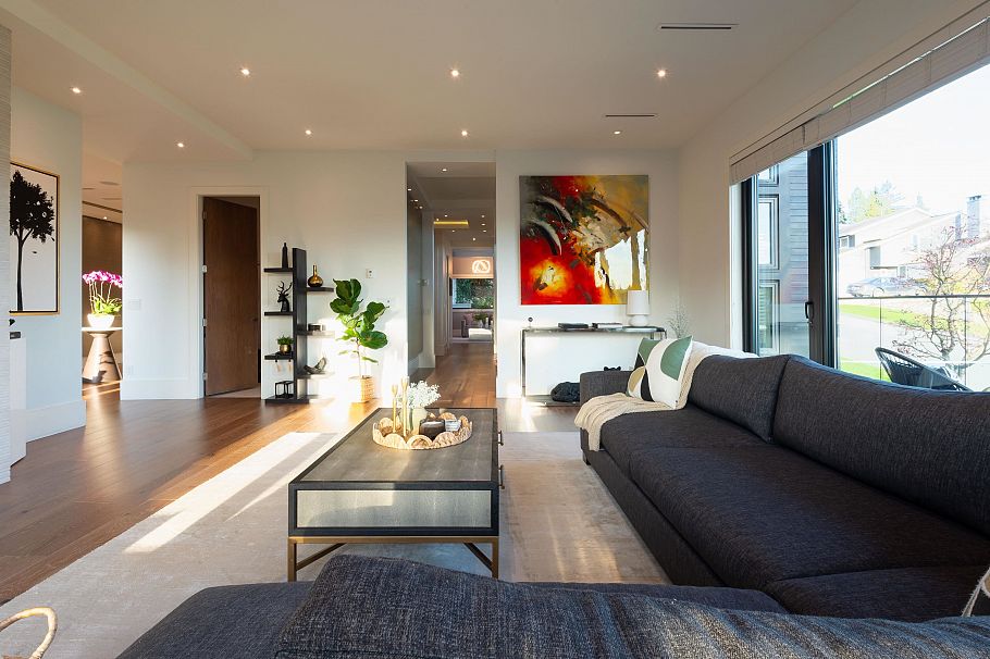 908 Beaconsfield Road North Vancouver, BC - 9