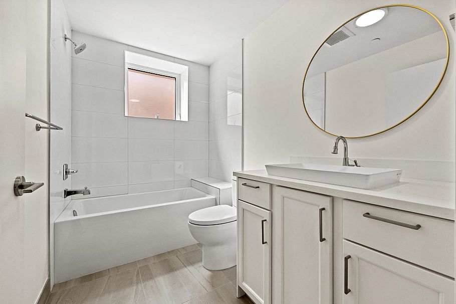 5079 Elgin Street Vancouver, BC - 26