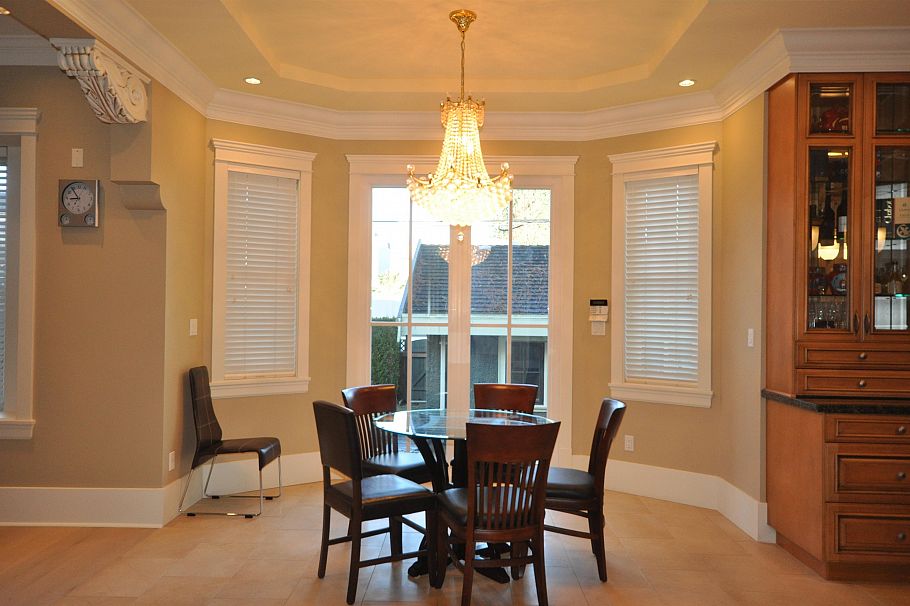 1121 W 39th Avenue Vancouver, BC - 11