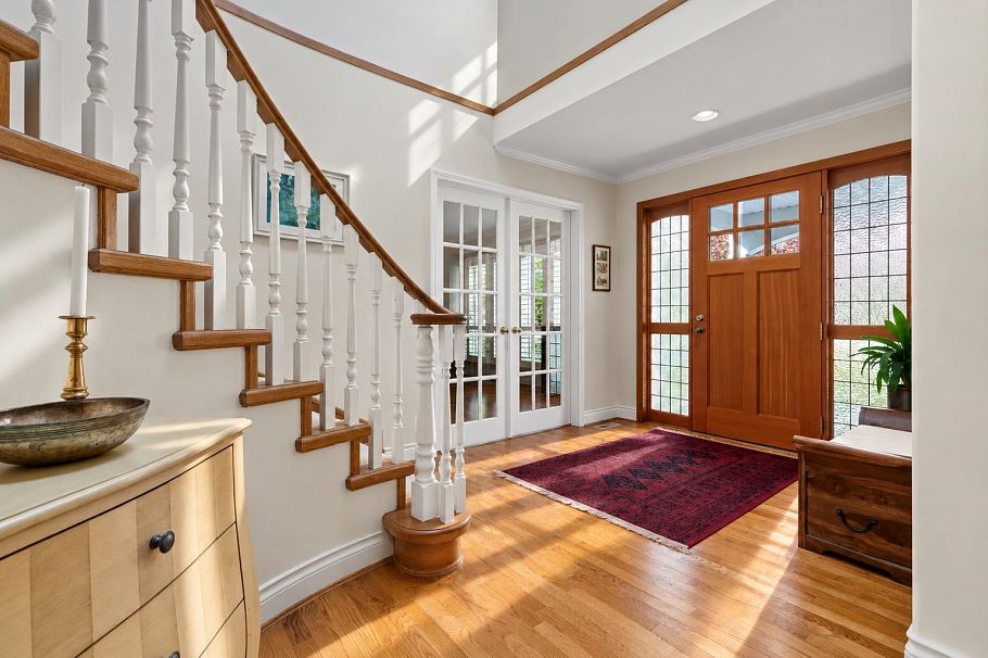 3373 Huntleigh Court North Vancouver, BC - 4