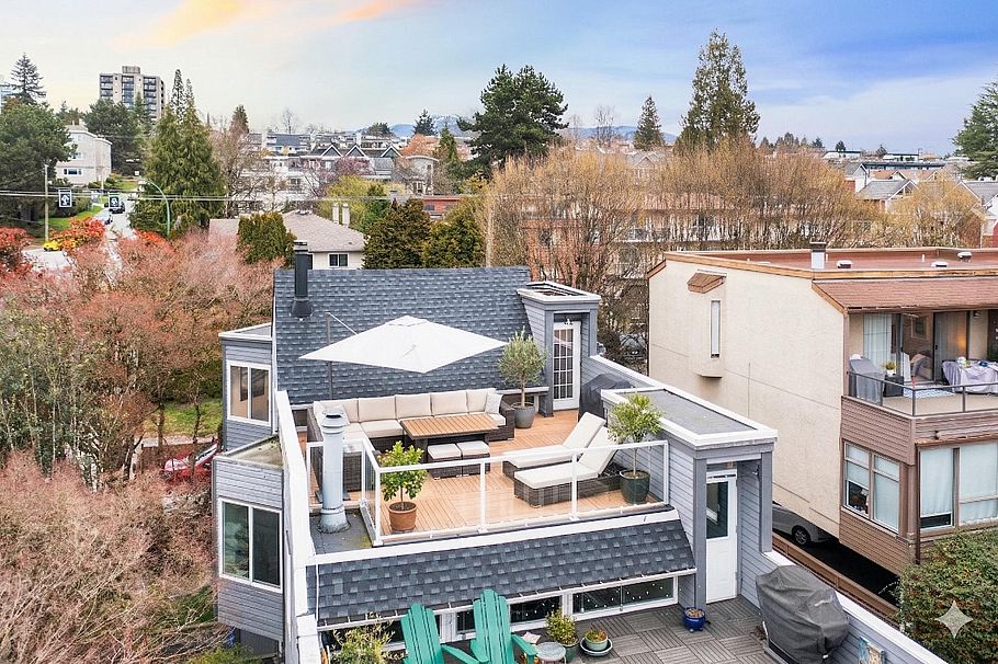 416 St. Georges Avenue North Vancouver, BC - 4