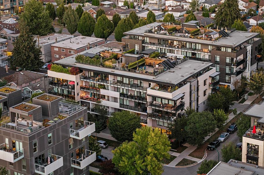 111 5080 Quebec Street Vancouver, BC - 36