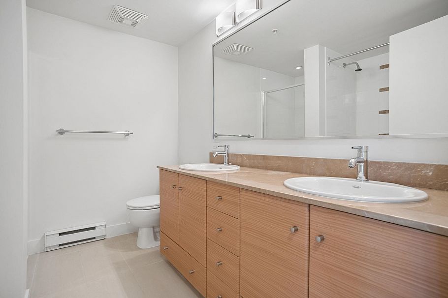 TH938 Homer Street Vancouver, BC - 15