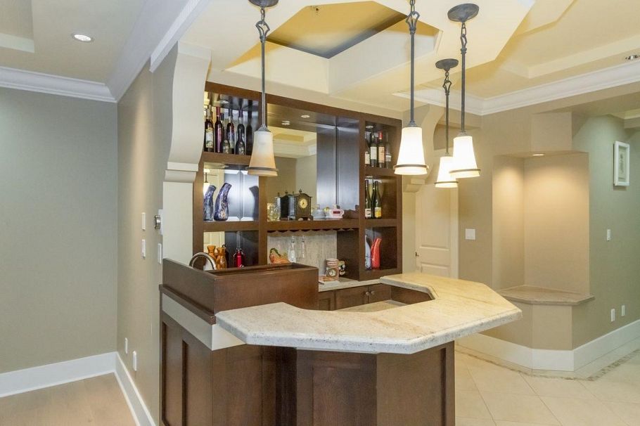 1121 W 39th Avenue Vancouver, BC - 21
