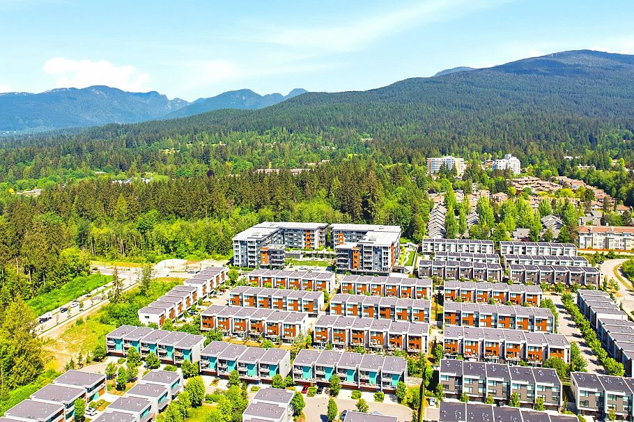 513 3596 Malsum Drive North Vancouver, BC - 32