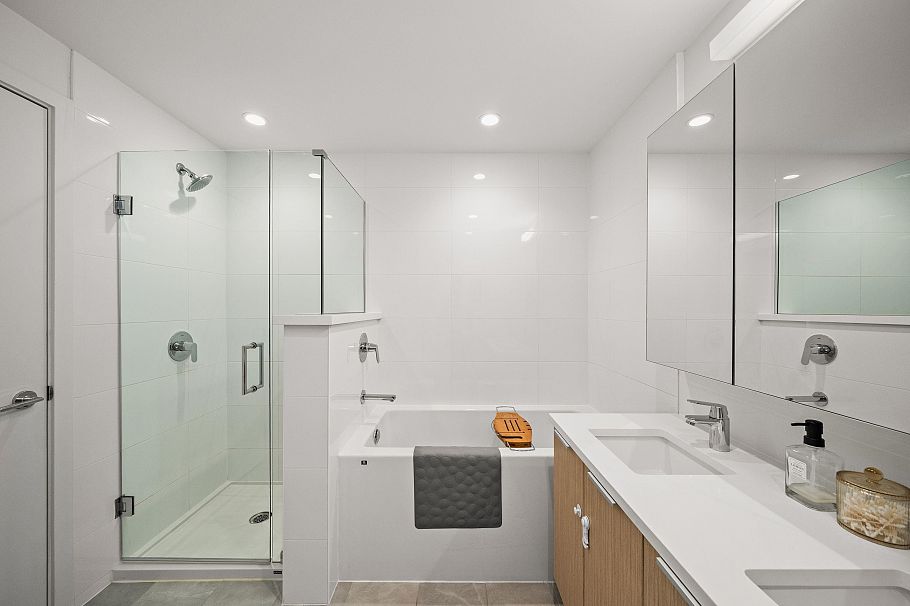 111 5080 Quebec Street Vancouver, BC - 30