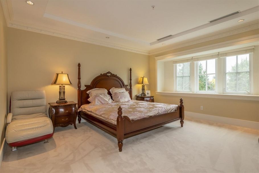 1121 W 39th Avenue Vancouver, BC - 14