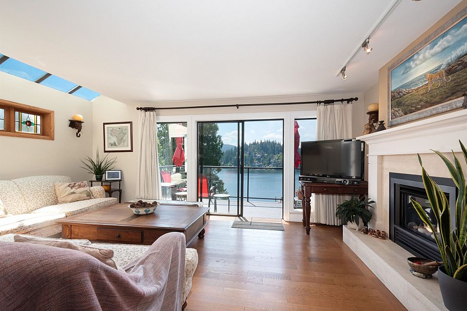 2643 Panorama Drive North Vancouver, BC - 11