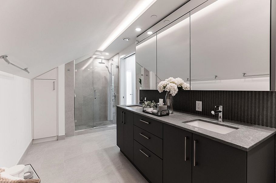 1 60 E 17th Avenue Vancouver, BC - 18
