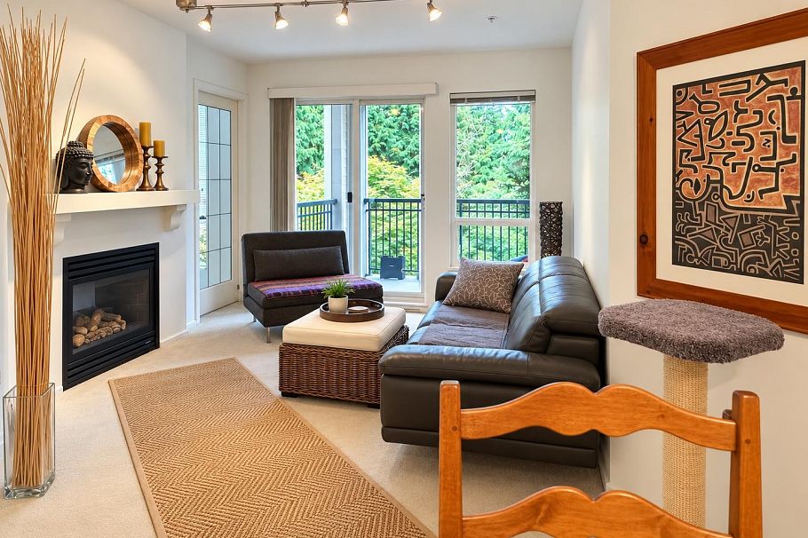 310 1150 E 29th Street North Vancouver, BC - 6