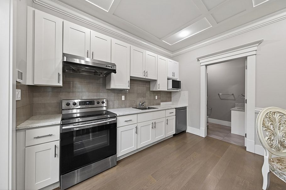 2168 W 22nd Avenue Vancouver, BC - 34