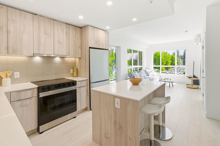 513 3596 Malsum Drive North Vancouver, BC - 4