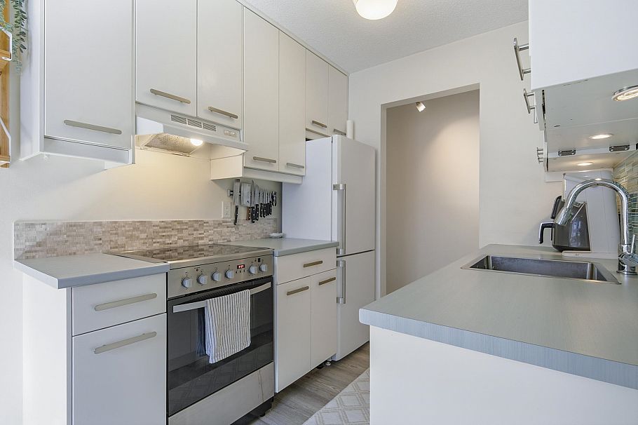 203 270 W 3rd Street North Vancouver, BC - 12