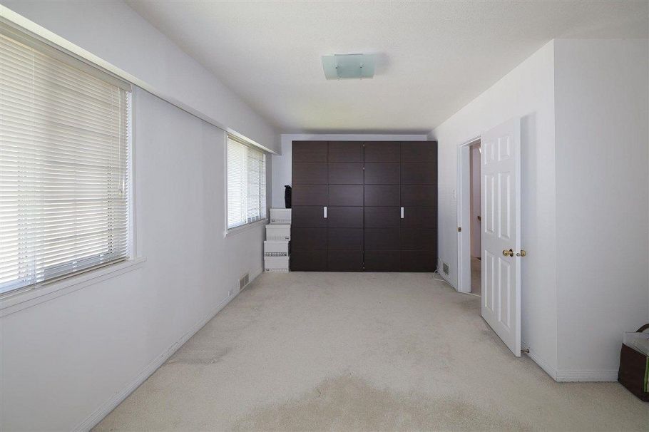 1563 E 59th Avenue Vancouver, BC - 5