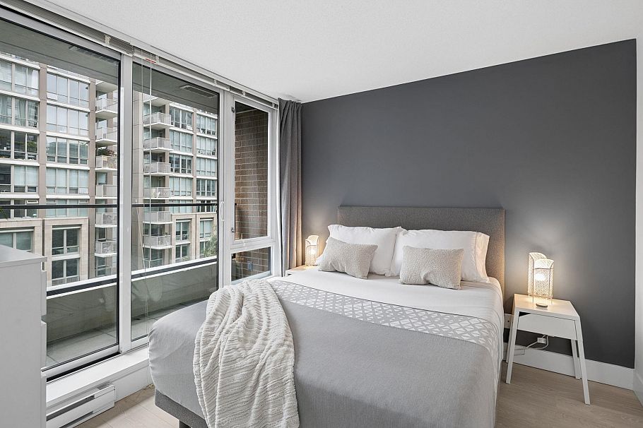 606 1088 Richards Street Vancouver, BC - 16