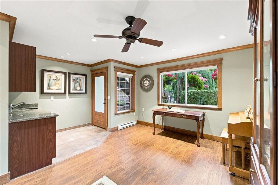 2813 W 3rd Avenue Vancouver, BC - 30