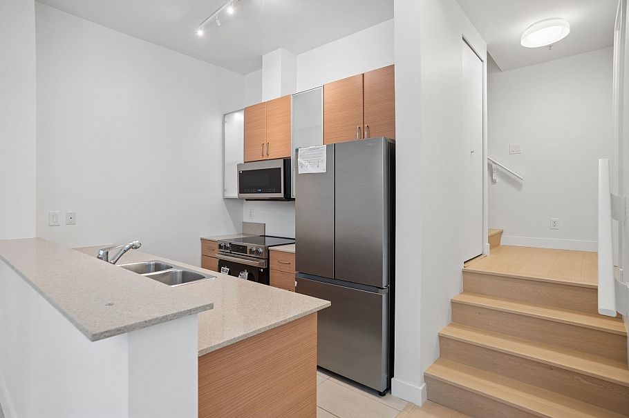TH938 Homer Street Vancouver, BC - 5