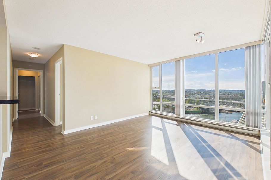 2505 455 Beach Crescent Vancouver, BC - 2