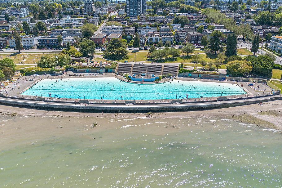 303 2469 Cornwall Avenue Vancouver, BC - 23