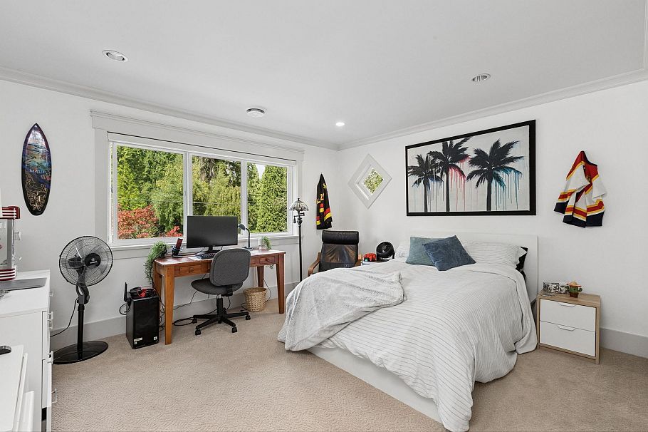 4176 Virginia Crescent North Vancouver, BC - 23