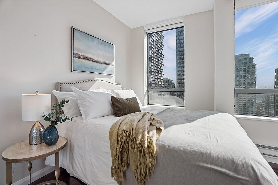 1306 1383 Howe Street Vancouver, BC - 12