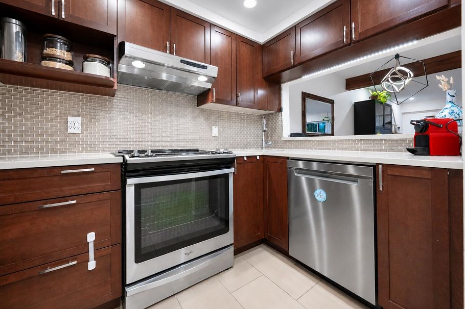112 1274 Barclay Street Vancouver, BC - 6