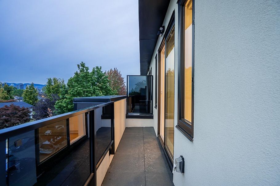 3 3638 Normandy Drive Vancouver, BC - 27
