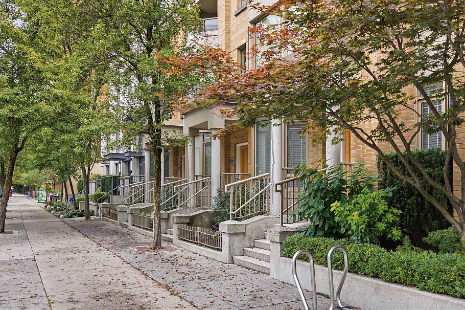 1182 Richards Street Vancouver, BC - 5