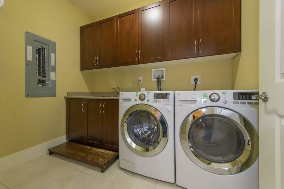 1121 W 39th Avenue Vancouver, BC - 26