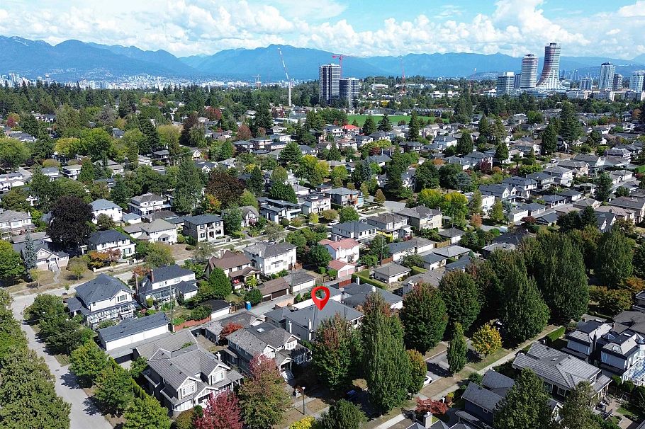 1363 W 48th Avenue Vancouver, BC - 33