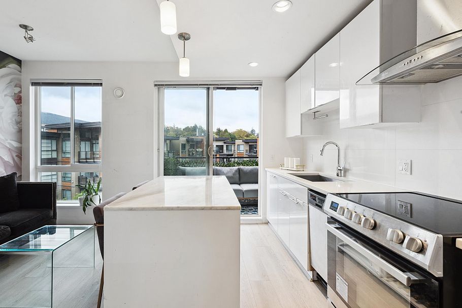513 733 W 3rd Street North Vancouver, BC - 12