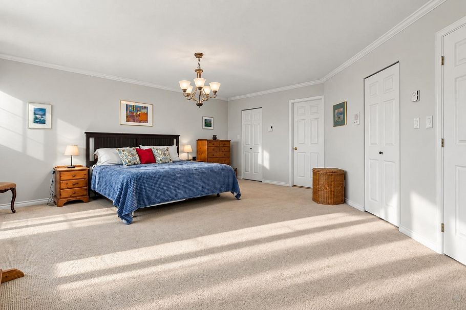 3373 Huntleigh Court North Vancouver, BC - 22