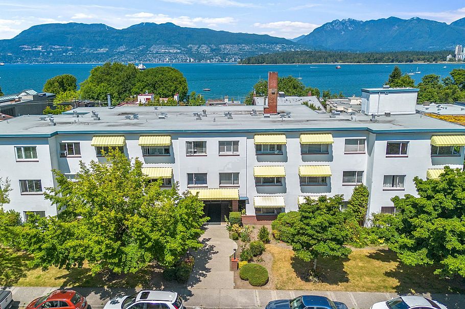303 2469 Cornwall Avenue Vancouver, BC - 19