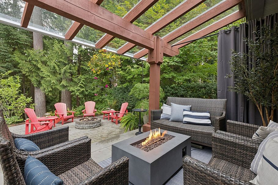 4176 Virginia Crescent North Vancouver, BC - 35