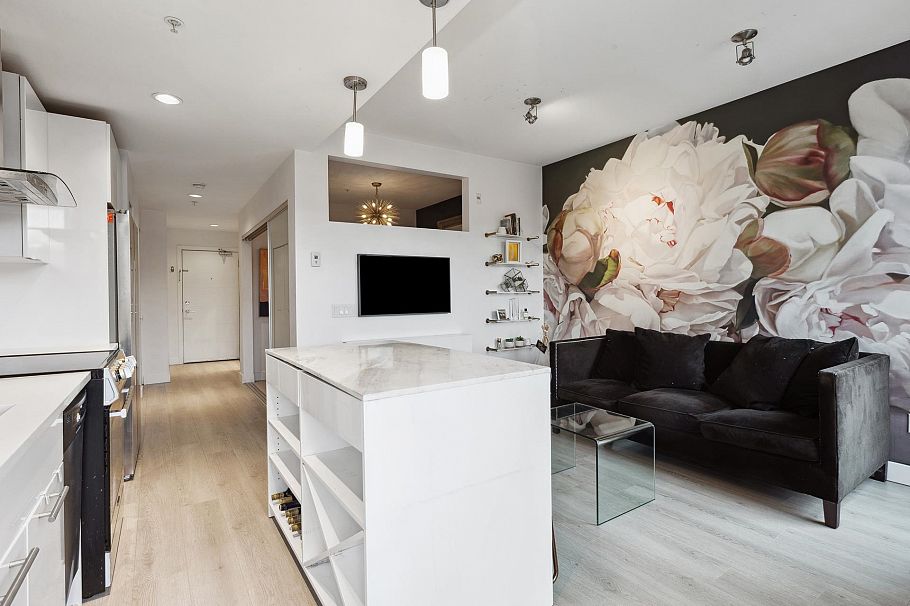 513 733 W 3rd Street North Vancouver, BC - 11