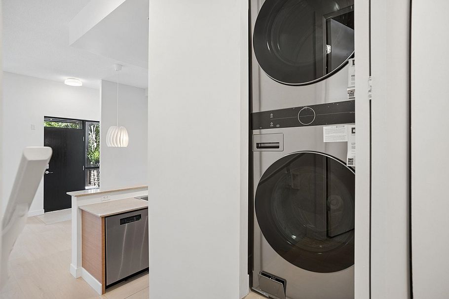 TH938 Homer Street Vancouver, BC - 6