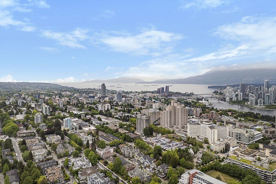 209 975 W 13th Avenue Vancouver, BC - 32