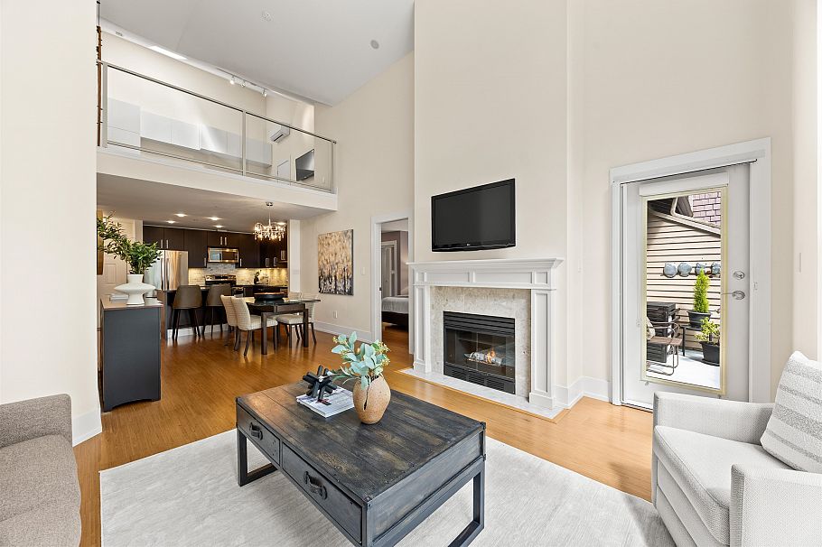 306 1140 Strathaven Drive North Vancouver, BC - 2