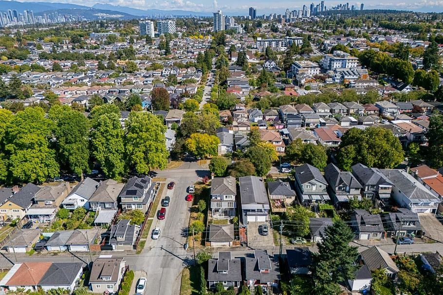 4803 Fleming Street Vancouver, BC - 34